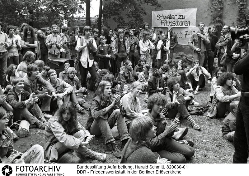 Aufnahmedatum: 1982<BR>Material/Technik: Foto<BR>Aufnahmeort: Berlin / DDR (Deutschland)<BR>Signatur: 820630-01