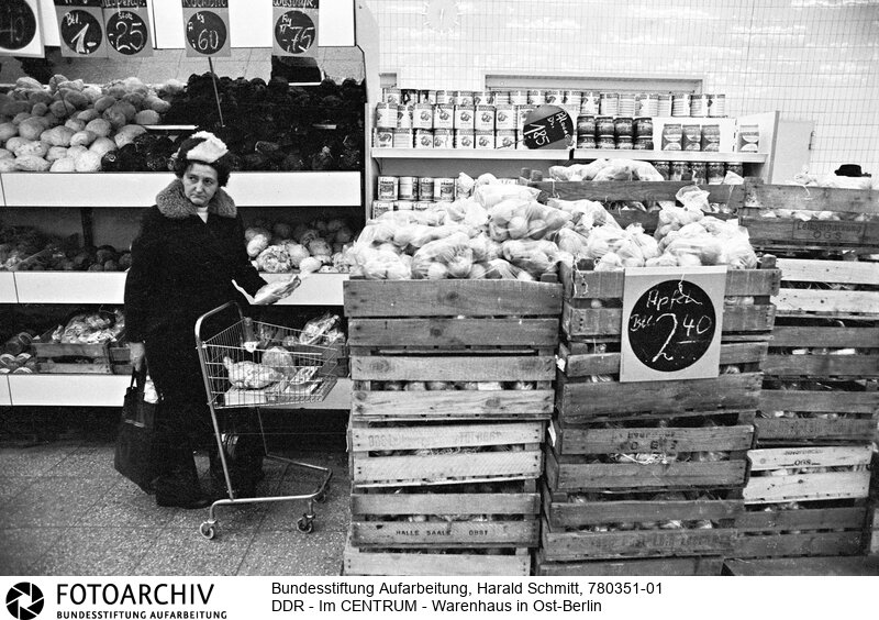 Aufnahmedatum: 1978<BR>Material/Technik: Foto<BR>Aufnahmeort: Berlin / DDR (Deutschland)<BR>Signatur: 780351-01<BR>