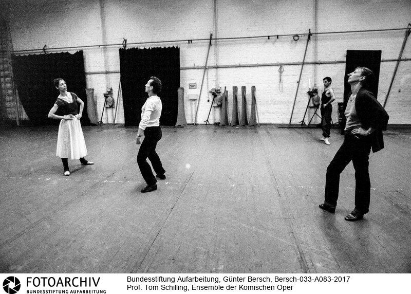 Komische Oper,  Choreograph, Reportage für "Für Dich", 1984<BR>Aufnahmedatum: 1984<BR>Material/Technik: Foto / s/w<BR>Aufnahmeort: Berlin<BR>Signatur: Bersch-033-A083-2017<BR>