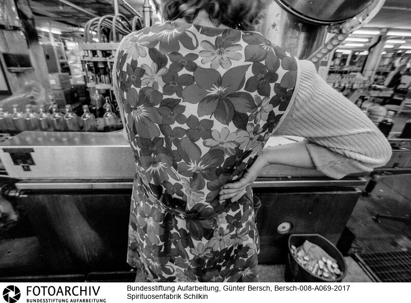 Experimentelle Fotografie und Reportage, Nachwende, Ostdeutschland<BR>Aufnahmedatum: 1992<BR>Material/Technik: Foto / s/w<BR>Aufnahmeort: Berlin, Deutschland<BR>Signatur: Bersch-008-A069-2017<BR>