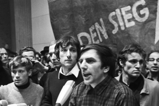 Politische Versammlung